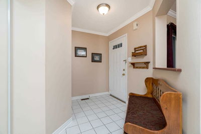 6922 Yarrow Ave, Mississauga - Lisgar image-0-4