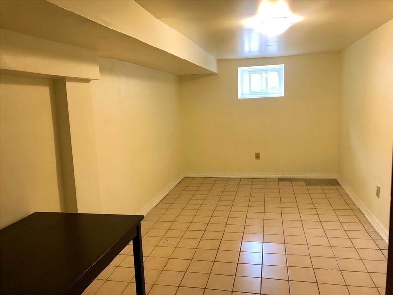 Bsmt - 576 Gladstone Ave, Toronto, M6H3J2 | Image 3