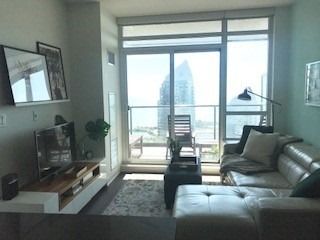 3901 - 36 Park Lawn Rd, Toronto, M6V0E5 | Image 3