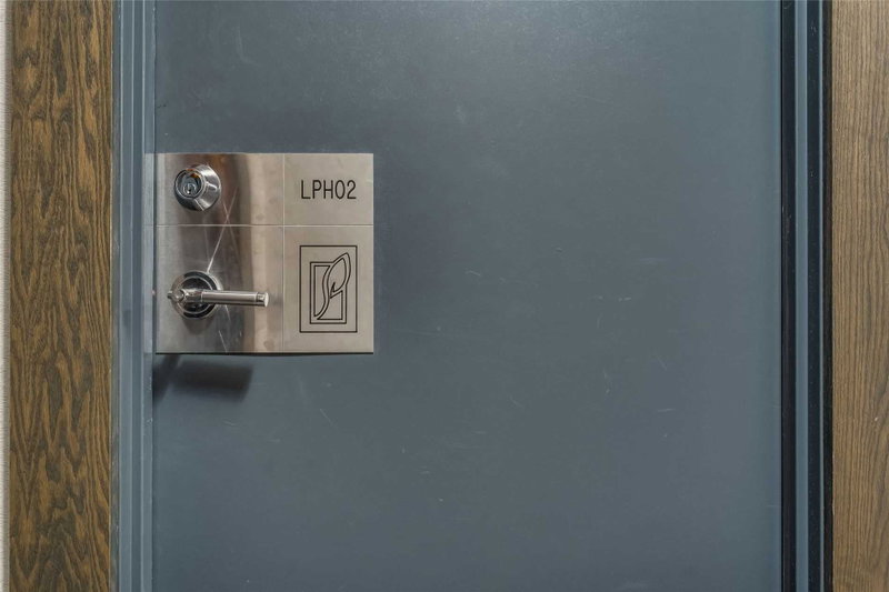 Room2