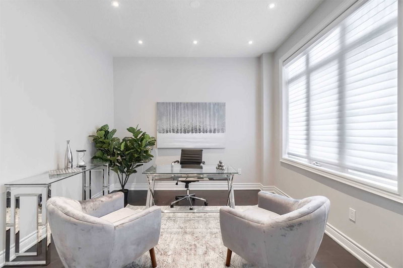 42 Squire Ellis Dr, Brampton, L6P 4C2 | Image 2