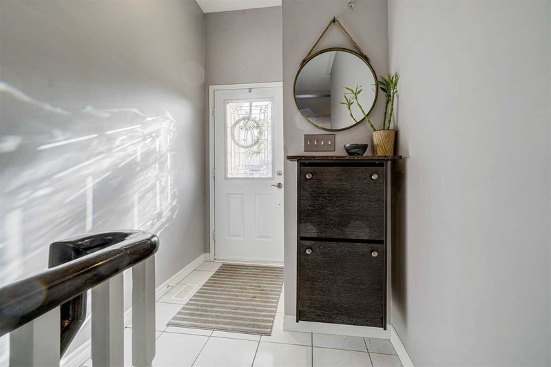 2 - 1591 South Parade Crt, Mississauga, L5M6G1 | Image 3