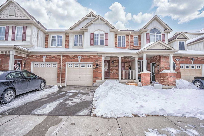 362 Cavanagh Lane, Milton, L9T8J9 | Image 2