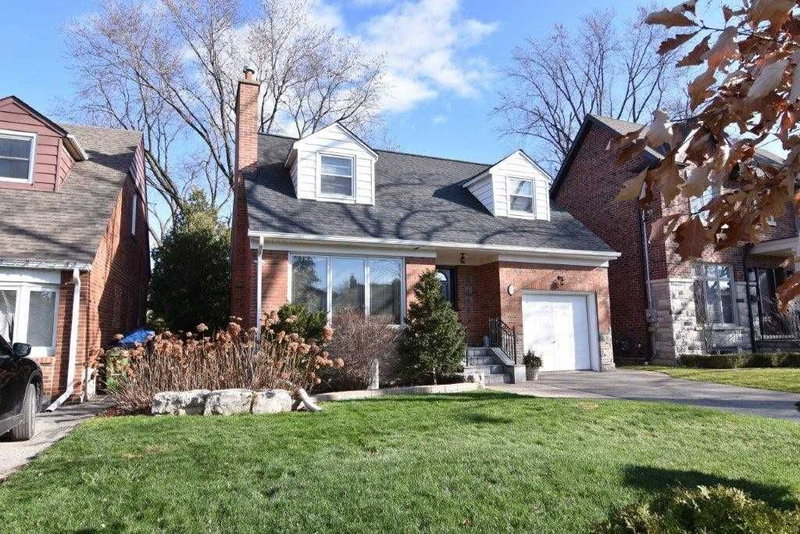 83 Eagle Rd, Toronto, M8Z4J3 | Image 2