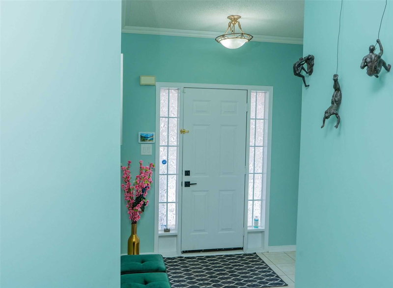 26 Waterdale Rd, Brampton, L7A1S3 | Image 2