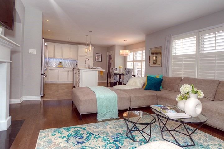 358 Laundon Terr, Milton, L9T7N9 | Image 2