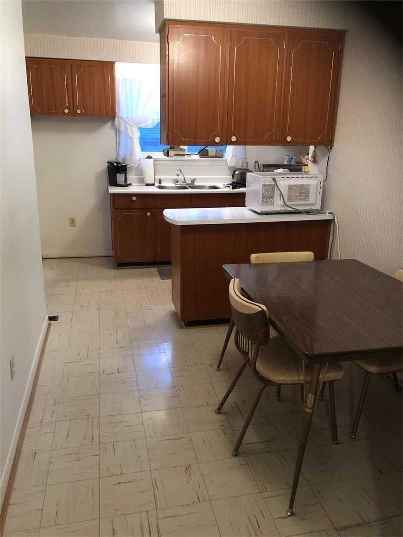 36 Mclaughlin Rd N, Brampton, L6X 1Y5 | Image 3