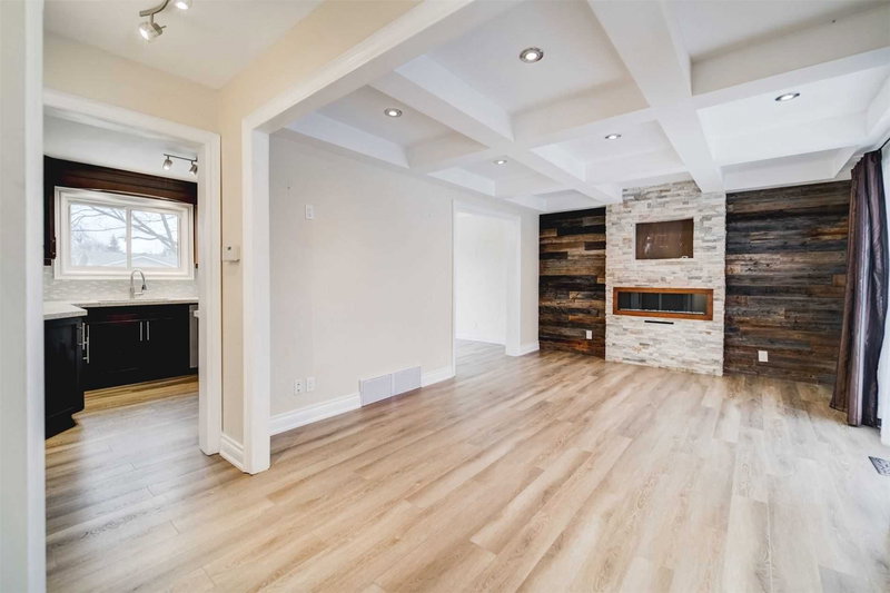 38 Culham St, Oakville, L6H1G5 | Image 3