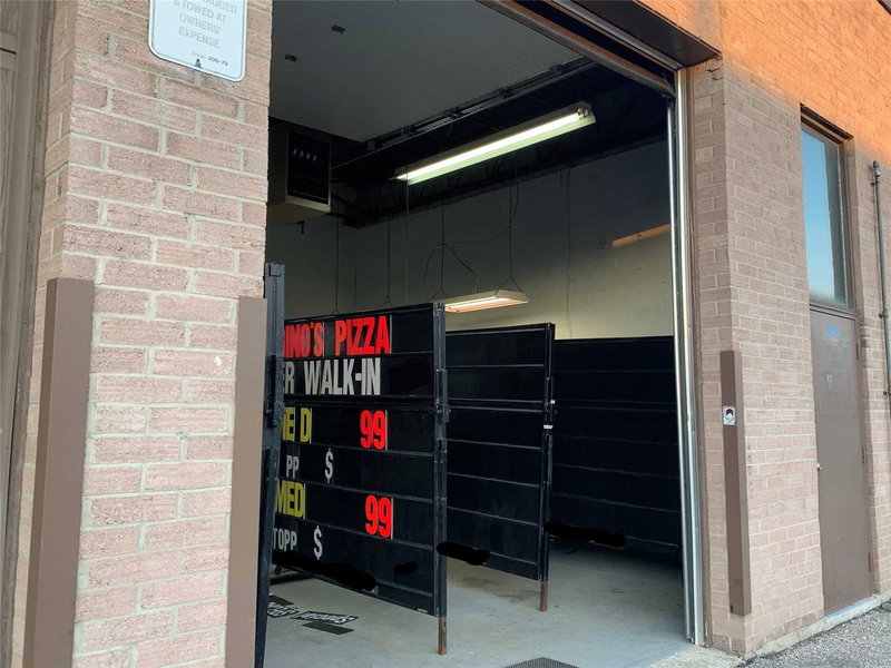 20 - 18 Strathearn Ave, Brampton, L6T4X2 | Image 3