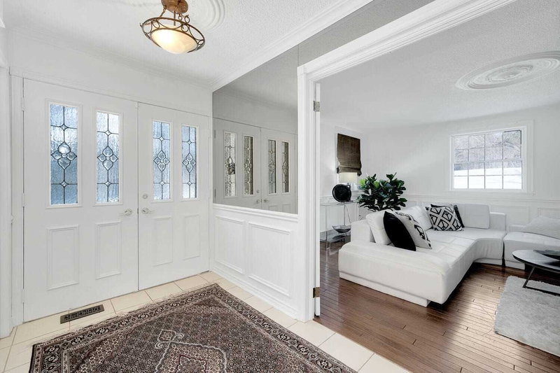 62 Gibson Lake Dr, Caledon, L7E4B2 | Image 3