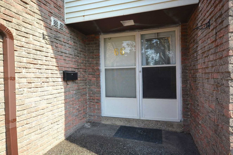 66 - 180 Mississauga Valley Blvd, Mississauga, L5A3M2 | Image 2