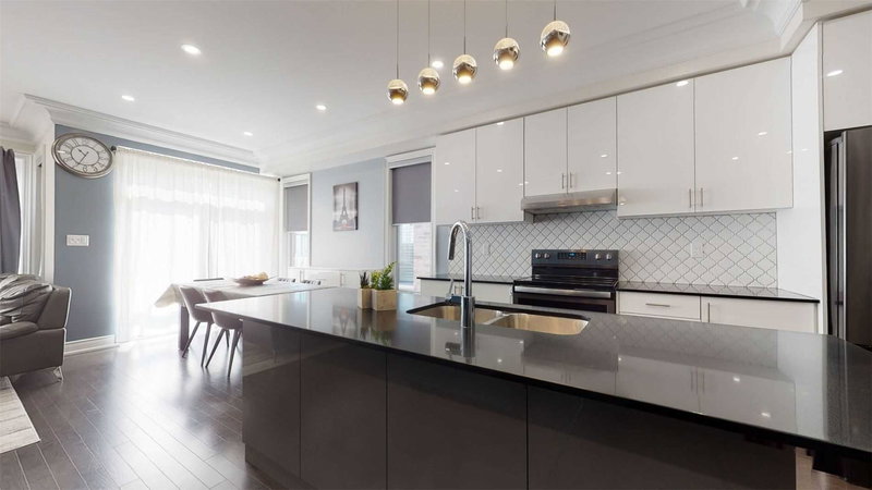 55 Hubbell Rd, Brampton, L651P3 | Image 2