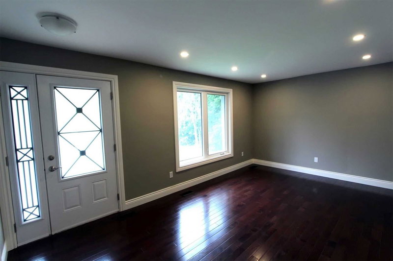 15 Pioneer Dr, Mississauga, L5M1G8 | Image 3