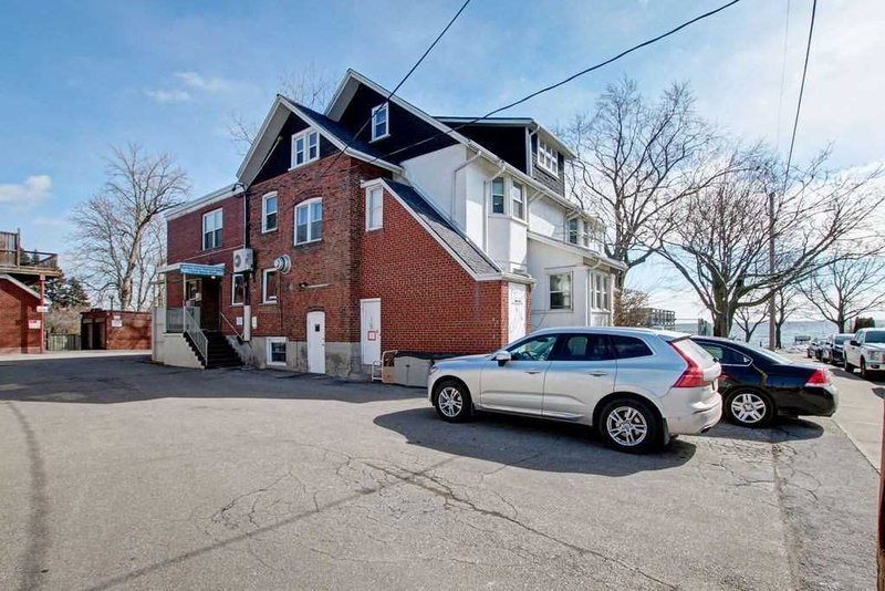 1 Sand Beach Rd, Toronto, M8V2W2 | Image 2