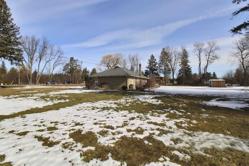 59 Marysfield Dr, Brampton, L6P0J2 | Image 2