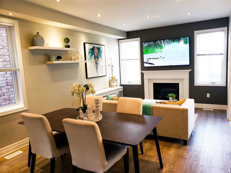 1254 Sweetfern Cres, Milton, L9E 1M1 | Image 3