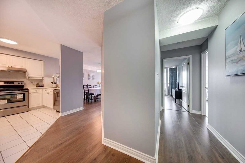 1503 - 1276 Maple Crossing Blvd, Burlington, L7S2J9 | Image 2