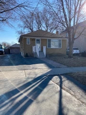 Detached House leased at 233 Beta Street, Toronto, Ontario, M8W4H7 - Alderwood - MLS: W5152057