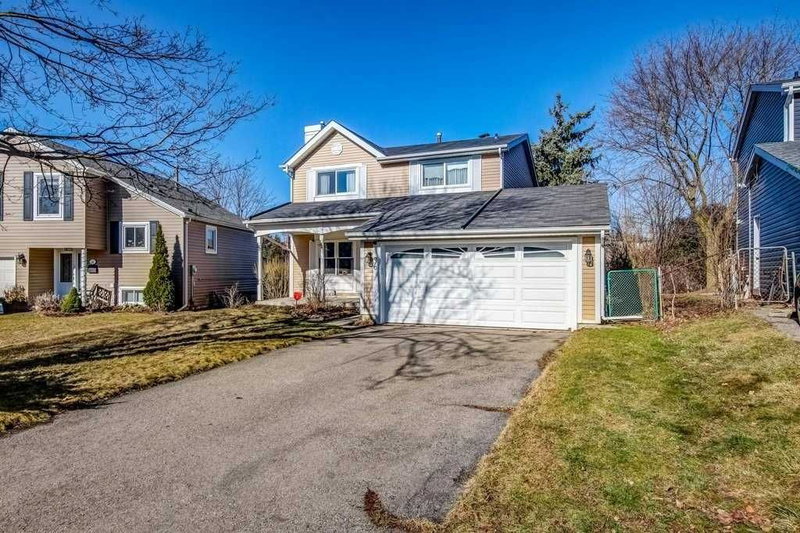 36 Blueridge Sq, Brampton, L6Z1A1 | Image 3