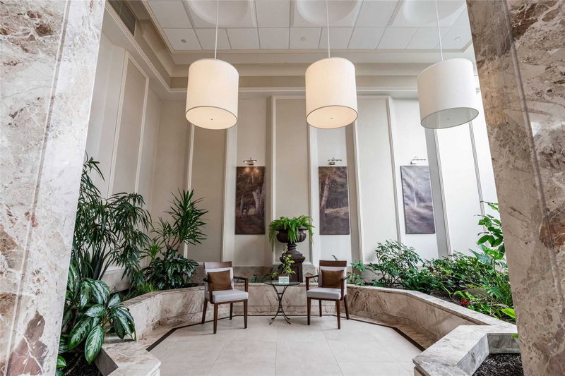 1401 - 2180 Marine Dr, Oakville, L6L5V2 | Image 2