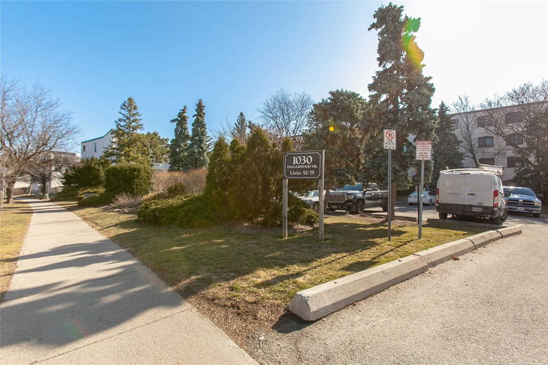 37 - 1016 Falgarwood Dr, Oakville, L6H 2P5 | Image 2