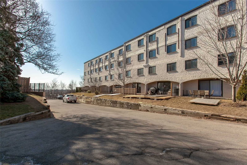 37 - 1016 Falgarwood Dr, Oakville, L6H 2P5 | Image 3