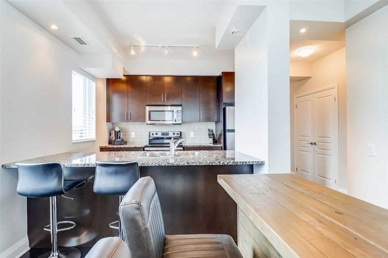 306 - 1 Hurontario St, Mississauga, L5G3G8 | Image 3