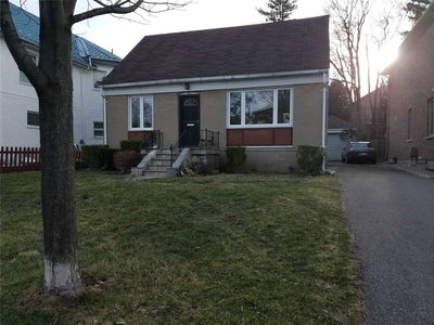 82 Hillcroft Dr, Toronto - Islington-City Centre West image-0-2