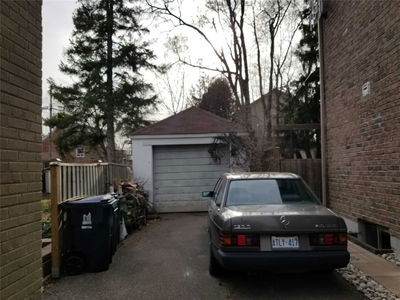 82 Hillcroft Dr, Toronto - Islington-City Centre West image-0-4