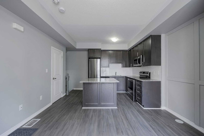 46 - 26 Fieldway Rd, Toronto, M8Z3L2 | Image 3