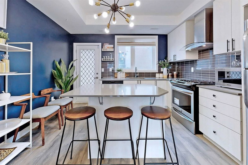 27 Thomas Mulholland Dr, Toronto, M3K0A8 | Image 2