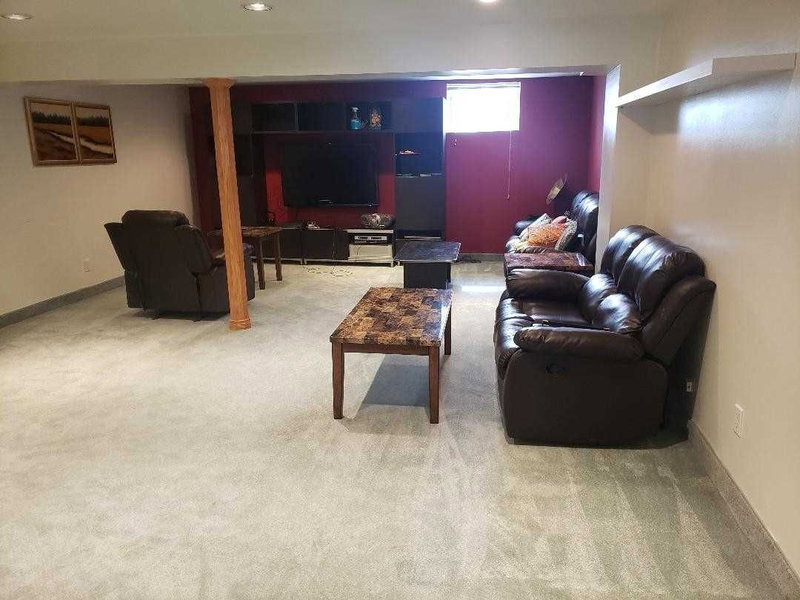 Basemen - 142 Whitchurch Mews, Mississauga, L5A4B3 | Image 3