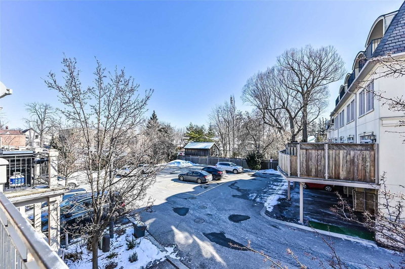 86 Lakeshore Rd W, Oakville, L6K 3A2 | Image 2