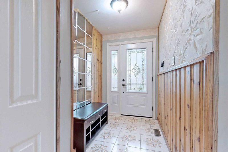 108 Mellow Cres, Caledon, L7E1Z3 | Image 2