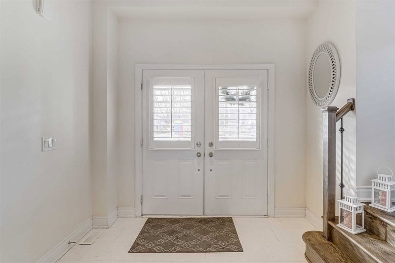 792 Glenbrook Ave, Burlington, L7T1L7 | Image 2