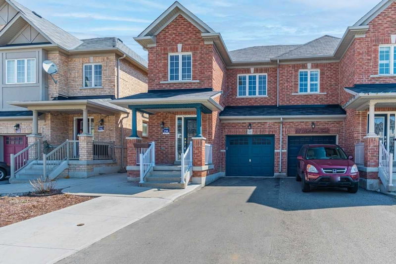 65 Bellchase Tr, Brampton, L6P3L9 | Image 2