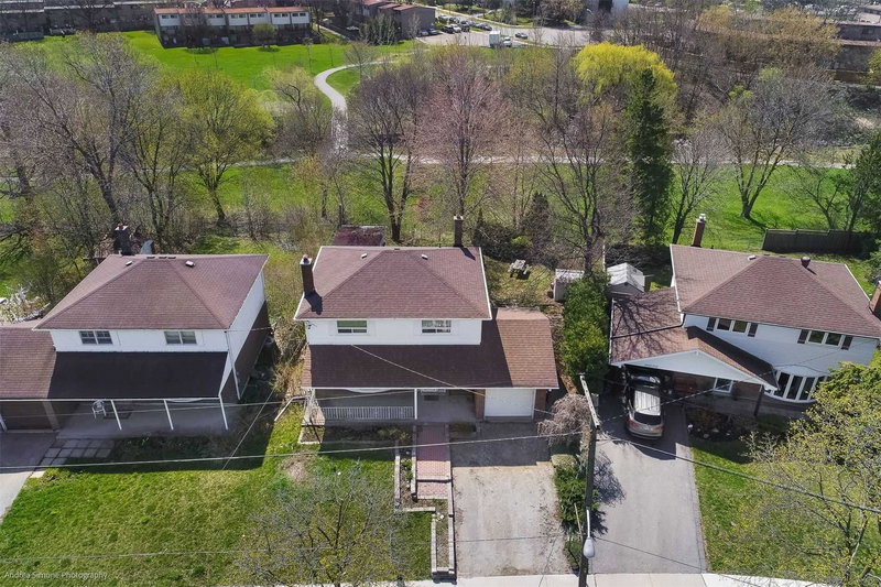 83 Shendale Dr, Toronto, M9W2B6 | Image 2