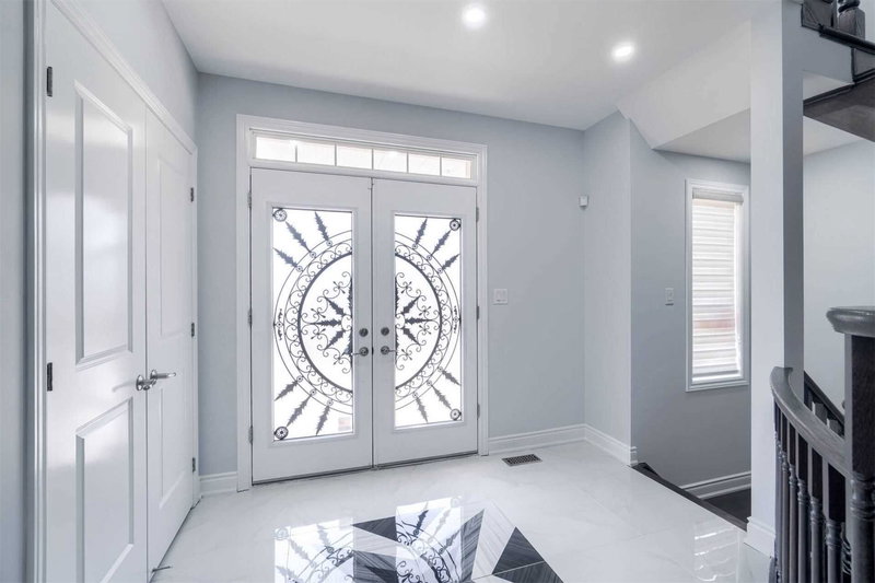 48 Yarmouth St, Brampton, L7A4X4 | Image 2