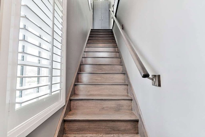 10 - 3077 Cawthra Rd, Mississauga, L5A 2X4 | Image 2