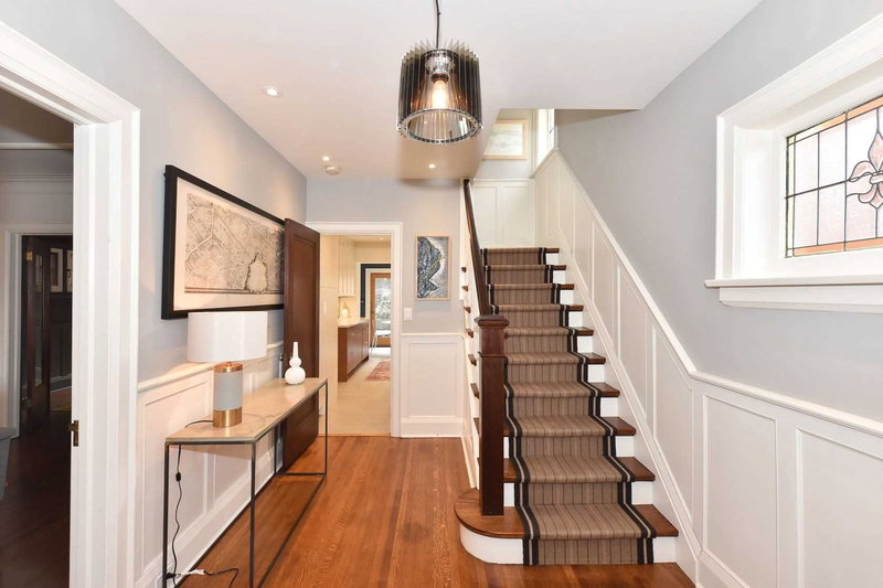 99 Riverview Gdns, Toronto, M6S4E7 | Image 3