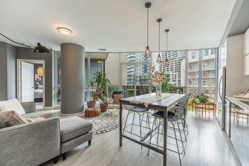 235 - 80 Marine Parade Dr, Toronto, M8V 0A | Image 3