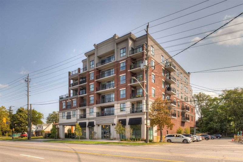 102 - 34 Plains Rd E, Burlington, L7T2B9 | Image 2