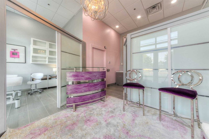 102 - 34 Plains Rd E, Burlington, L7T2B9 | Image 3