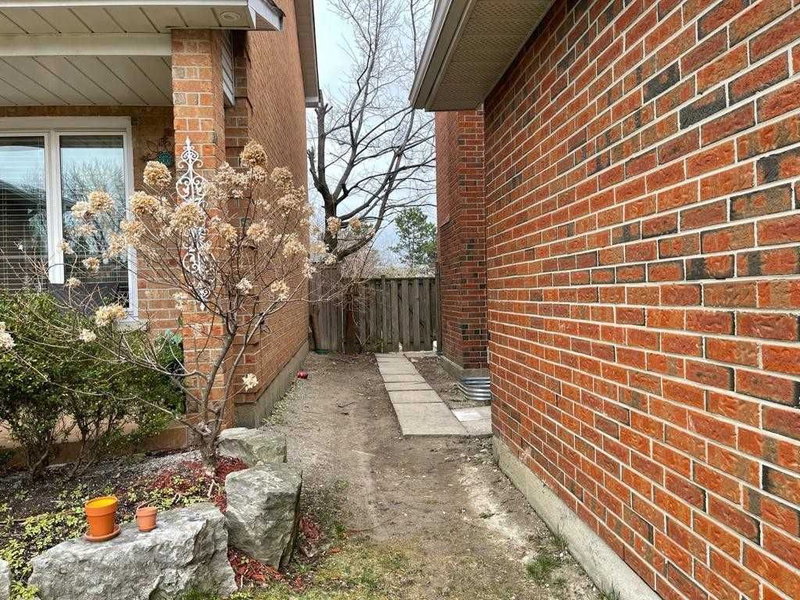 Bsmt - 4079 Independence Ave, Mississauga, L4Z2T9 | Image 2