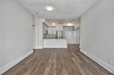 Unit 1105 — 5 Marine Parade Dr, Toronto - Mimico image-0-4