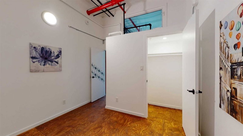 101 - 2480 Dundas St W, Toronto, M6P1W9 | Image 3