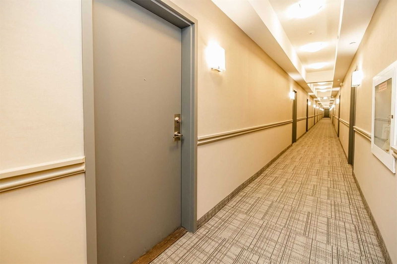 407 - 50 Sky Harbour Dr, Brampton, L6Y 6B8 | Image 2