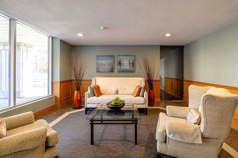 106 - 30 Anglesey Blvd, Toronto, M9A3B5 | Image 2