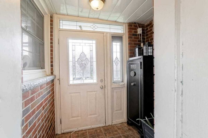 3 Jasmine Rd, Toronto, M9M2P8 | Image 2