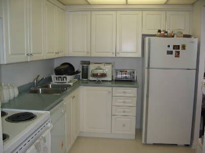 610 - 3590 Kaneff Cres, Mississauga, L5A3X3 | Image 2